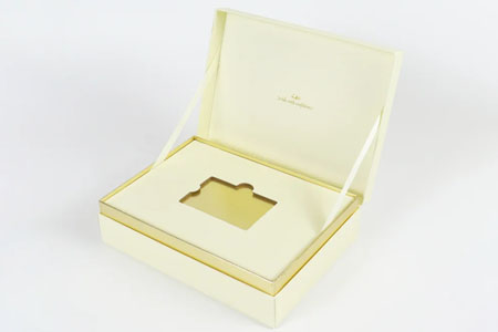 Custom VIP Card Boxes